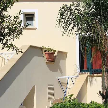 Frühstückspension Garden 4*