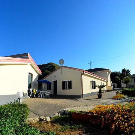 Bed & Breakfast Garden 3*