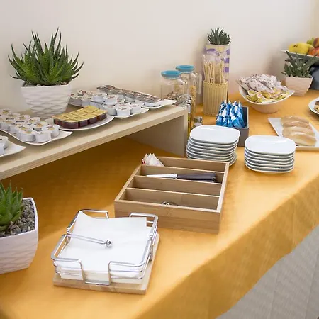 فندق مبيت وإفطار Garden 4*