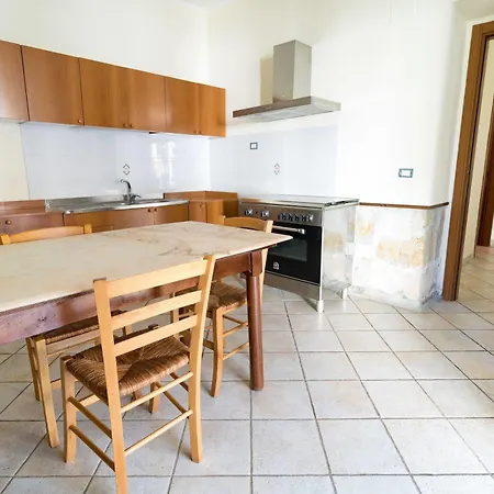 Garden Bed & Breakfast 3*