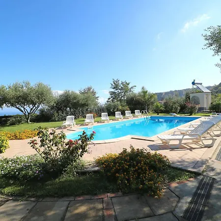 Garden Panzió Drapia