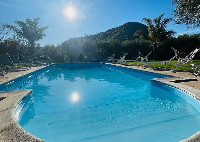 Alojamento de Acomodação e Pequeno-almoço Garden Drapia