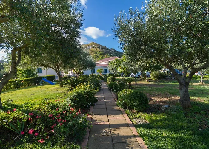 Alojamento de Acomodação e Pequeno-almoço Garden Drapia